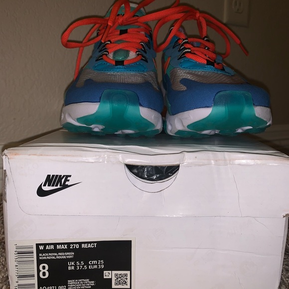 Nike Air 270 React - Picture 3 of 5